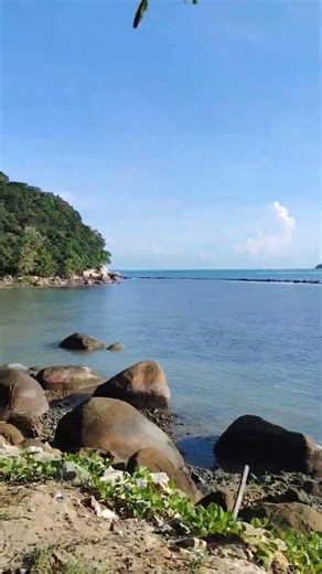 The Vibe of Pulau Besar Melaka #shortsvideo #travel #pulaubesarmelaka #melaka #traveling