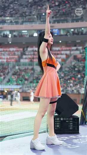한화이글스의 새로운 귀염둥이 김보미 치어리더