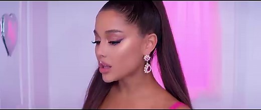 Ariana Grande sues Forever 21 for $10m over using 'lookalike model'