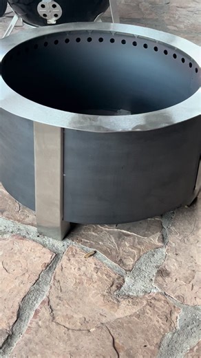 Something new just hit the backyard… and this changes everything 🔥 #LiveFireCooking #BackyardBBQ #PitSpecialist #BBQLife #FireCooking@Breeo