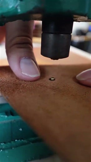 wallet button clip installation #shortvideo