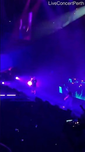 Hilltop Hoods – Cosby Sweater LIVE in Perth 🔥 Crowd Went Off!