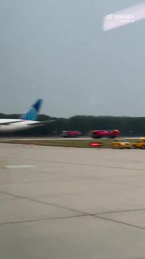 16K views · 17 reactions | United Airlines Boeing 777-200ER (N793UA)...