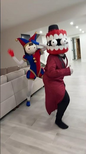 WHAT IS POMNI AND CAINE DOING!! 😂