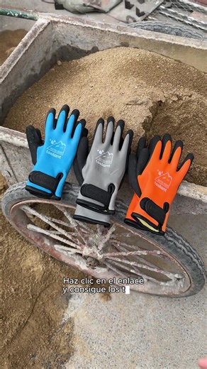 ¡Protege tus manos! Usa guantes laborales 100% impermeables. #gloves #waterproof #workgloves #workwear #bluecollar