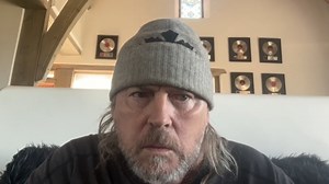 DON DOKKEN Rules Out Autobiography: 'I Don't Wanna Throw Anybody Under The Bus'