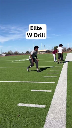 #footballdrills #footballtraining #footworkdrills #dfw #defensiveback #defensivebacks