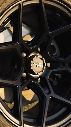 🖤 RT105 always fits the vision. Simple and effective. #JeepWheels #rocktrixwheels #offroad #jeep #outdoors | RockTrix Wheels
