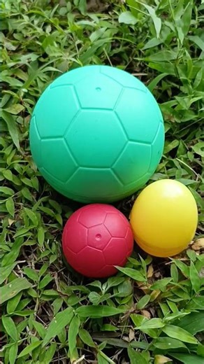 new red egg and big green egg #horror #creepy #scary #egg #eggs