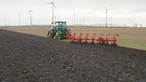 The PÖTTINGER SERVO T 6000 6 to 9-furrow semi-mounted reversible...