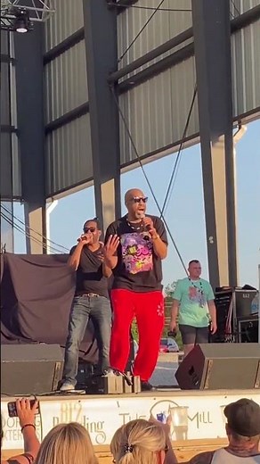 Tone Loc - Funky Cold Medina (LIVE)