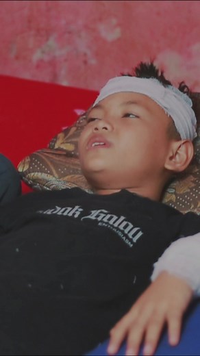 2M views · 53K reactions | Angga Angga ada aja kelakuannya #komedi #drama #lucu #film #cinta | Budak galau | Facebook