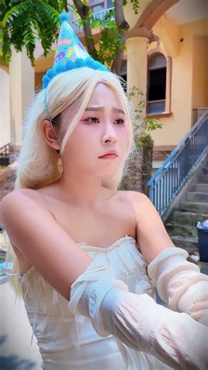 小丑怎么不理天使？