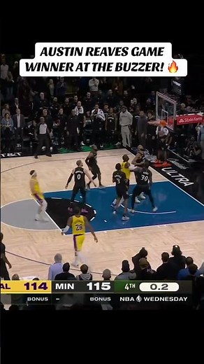 AUSTIN REAVES GAME WINNER AT THE BUZZER! 🔥