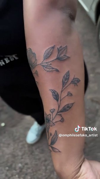 Stunning Floral Tattoo Designs for Your Next Ink