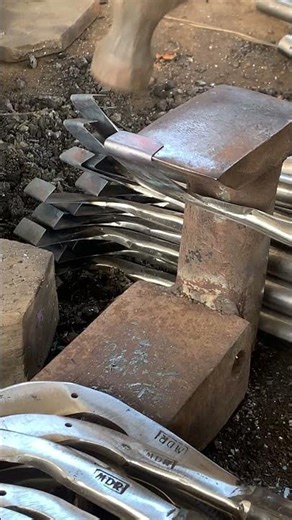 how to properly form a rubber tree sap harvesting tool #blacksmithing #medievalblacksmith