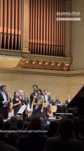 Yuja Wang Collects Her Flowers 💐 Fancy Dress Edit #yujawang #fashion #recitals #designer