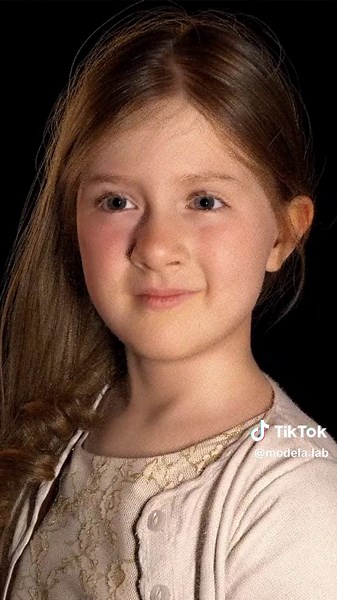 Ian Spriggs es un artista digital que ha revolucionado el modelado 3D con sus retratos hiperrealistas. En este video, exploramos su increíble trayectoria, su proceso de trabajo y cómo ha logrado llevar el arte digital a otro nivel. ¡Inspírate con su historia y descubre qué lo hace único en la industria! #iansprigg #sculpting #3dart #3d #3danimation #zbrush #zbrushsculpt #maya #3dmodeling #modeling #model