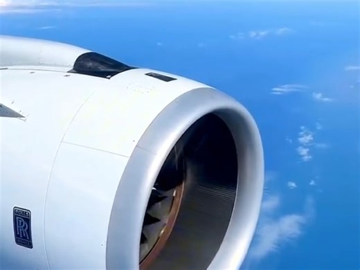 坐飞机别只知道睡觉了，各航司的wifi密码给你整理好了 以后坐飞机也能打游戏刷视频啦~