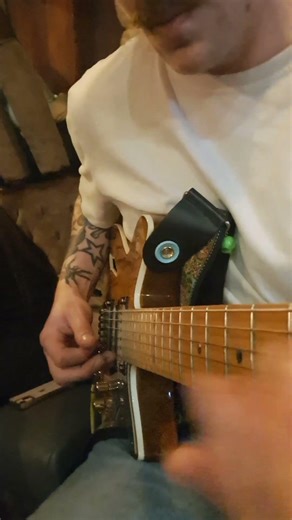 MOONDANCE VAN MORRISON GUITAR SOLO LIVE COVER GUITAR CAM