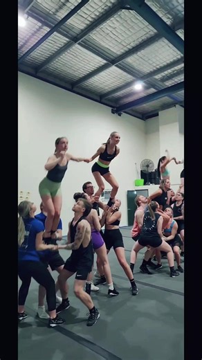 CHAO5 #level5 #cheer #cheertok #pyramid