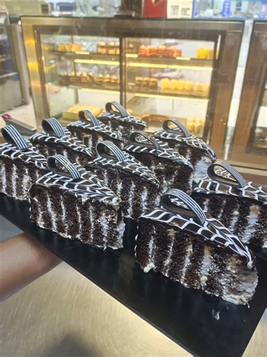 chocolate zebra pastry design tutorial