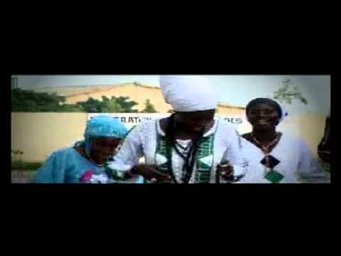 Sokhna Khady Ba, "Modou Bamba" Senegalese Sufi (Baye Fall / Baay Fall / Yaay Fall ) Praise Song