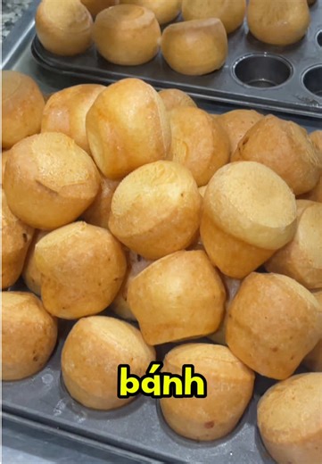 Thưởng thức bánh cheese nóng hổi tại Tiệm Croffle Biên Hoà