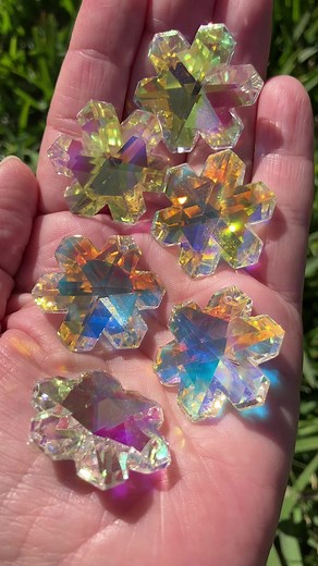 Magic snowflake crystals sparkle and shine ❄️ | Monique Lula