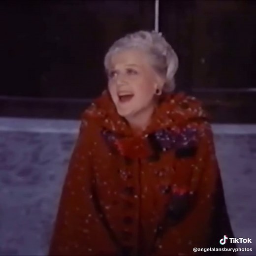 Preview Of Angela Lansbury Singing