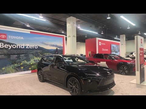 Toyota Booth Tour – 2025 OC Auto Show | 2026 Toyota Models & Hybrid Future 🚗⚡
