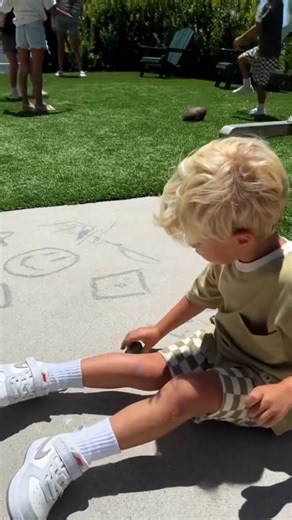 Nothing slows things down faster than a sick day. That’s why I keep Mucinex Children’s Mighty Chews Cold & Flu on hand. No mess or measuring, just fast, multi-symptom relief that fits right into our busy days. | The Fishfam