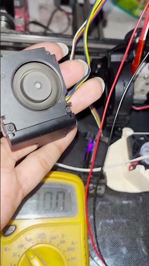 My Ender 3 Neo's stock part cooling fan died #3dprinting #3dprinter #ender3