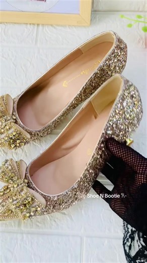 Facebook page: Shoe N Bootie