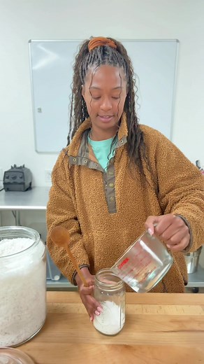 Let’s make some Magnesium Oil Yall! 🕺🏾🕺🏾🌊 My favorite way of upping magnesium is TOPICALLY! If you aren’t able to make your own we got you covered! We have the most bioavailable magnesium on the market! Our Magnesium Wellness Collection is designed for effective magnesium replenishment at the cellular level via the skin, the body’s most effective organ for absorption. Over 80% of Americans are deficient in magnesium, a pivotal mineral for over 325 biochemical reactions in our bodies, includ