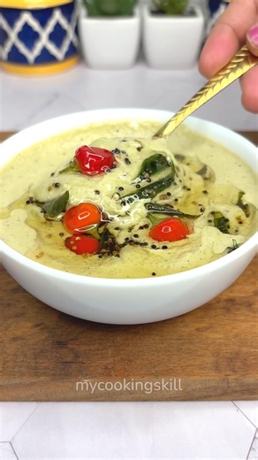 Coconut Chutney Recipe 🥥 | 5-Min South Indian Chutney for Dosa & Idli #shorts #trending #viral