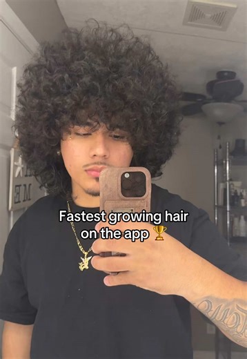 Scroll down my page if you don’t believe me. I’ve trimmed my hair 3 times since the big chop too btw #curlyhead #hairgrowth #curlyhair #curlyhaircare #hairgrowthjourney