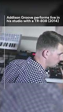 Addison Groove jams live in the studio on a TR-808 and acid synths (2014)