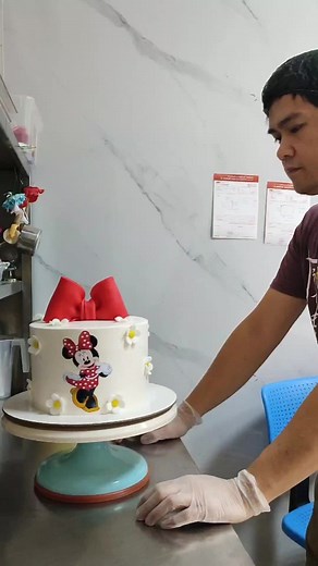Simple Cake #cake #cakeart #caketok #cakes #cakeph #cakedesign #cakedecorating #ofw #tiktok #uae #tiktokviral #viral #fyp #tiktokphilippines🇵🇭 #dubai #ofwlife