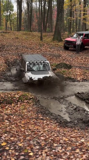 Bronco Raptor In Action!🤘🏼 Source: @middletonmotorsports_4x4 #newbronco #bronco6g #fordtrucks #4x4 #offroading #liftedtrucks #broncoraptor #fordperformance #codeorange #fordbronco2021 #ford #offroad #Bronco #trucks #bronconation #mudding #4x4 #overlanding #4x4life #4x4offroad #liftedtrucks #fordtrucks #offroad4x4 #badlands #baja #offroad #fordsofinstagram #broncoworld #fordnation #mudpit #mudtires