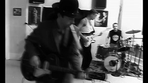 Recorded at Sun Studio in Memphis, with the one and only BB King on vocals and guitar. @youtube #U2 #WhenLoveComesToTown #RattleandHum https://U2.lnk.to/wlctto | U2