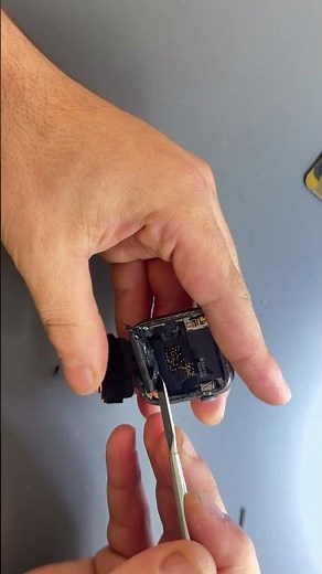 Apple Watch Screen and Battery Replacement