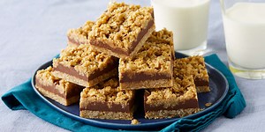 No-Bake Chocolate Oat Bars