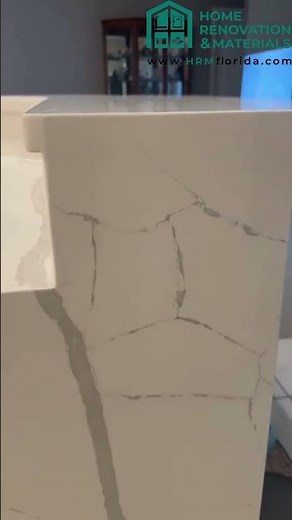 🏡✨ This Waterfall Edge Countertop Is What Kitchen Dreams Are Made Of ✨