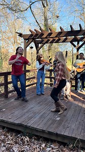 🐈 And the Cat Came Back 🎻 🪕 Amy Alvey 🎻 Frank Evans 🪕 Tyler Andal 🎸 Ethan Hawkins🪉 Daniel Rothwell 🪕 Zeb Ross 👣 JCreekCloggers Hillary Klug 👣 Collette Rainwater 👣 Francesca Rainwater 🎻 #clogging #buckdance #flatfoot #oldtime #bluegrass | Hillary Klug