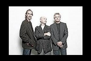 Genesis - Mama (Live at Knebworth Festival) (1990) - Paperblog