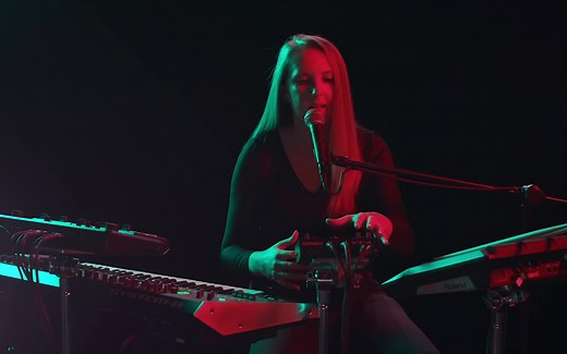 Roland 罗兰 VT-4 人声效果器帮你创造与塑造独特的人声效果