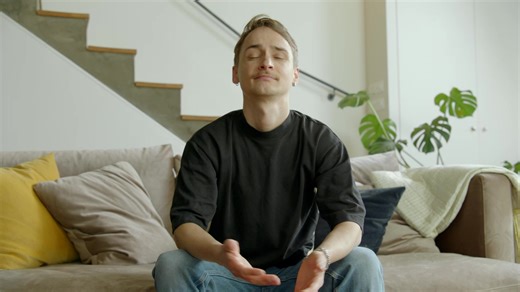 Un sac à dos, des milliers de possibilités ! La carte des formations Parcoursup est ouverte : un moment clé pour explorer l’ensemble des formations de l’Institut de Sciences et Techniques de CY Tech Graduate School. Des parcours exigeants, adossés à la recherche, aux technologies et aux enjeux sociétaux et environnementaux. Structurées selon le modèle LMD (licence, master, doctorat), ces formations s’appuient sur 12 laboratoires et 4 plateformes technologiques, avec une priorité forte accordée à