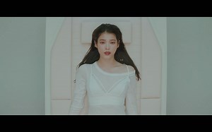[MV] IU李知恩 _ eight (Prod.&Feat. SUGA of BTS)