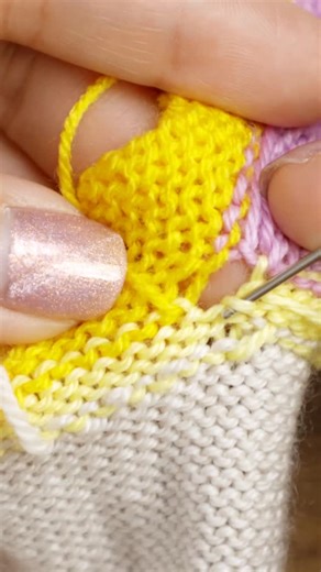 Felicia from SweetGeorgia ✨ on Instagram: "The Finchley Graft! Oooh, I've been waiting for the moment to share this technique! We filmed a tutorial within the new "Circular Sock Machine: Foundations" course to demonstrate how to graft your stockinette knitting from the purl side. It's called the "Finchley Graft" and it's how I graft ALL my sock toes now. It's fast and easy and the full tutorial is in the course.⁠ ⁠ https://www.schoolofsweetgeorgia.com/courses/circular-sock-machine-foundations/⁠ 